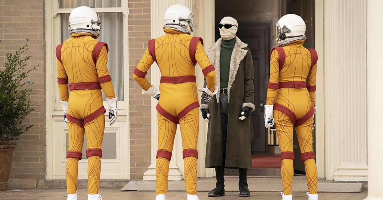 ‘DOOM PATROL’ Review: Episode 2.06, “Space Patrol”