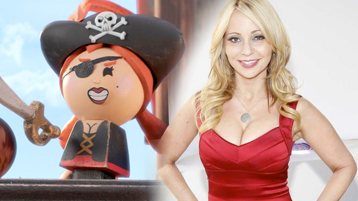 EXCLUSIVE: Tara Strong Wants Coral to Kill Everyone and Take Over in ‘Crossing Swords’