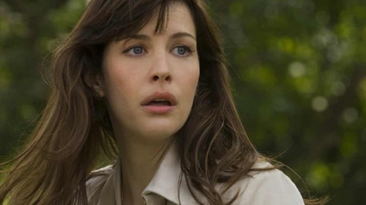 BTS Pics from ‘Captain America: New World Order’ Provide First Look at Liv Tyler’s Betty Ross